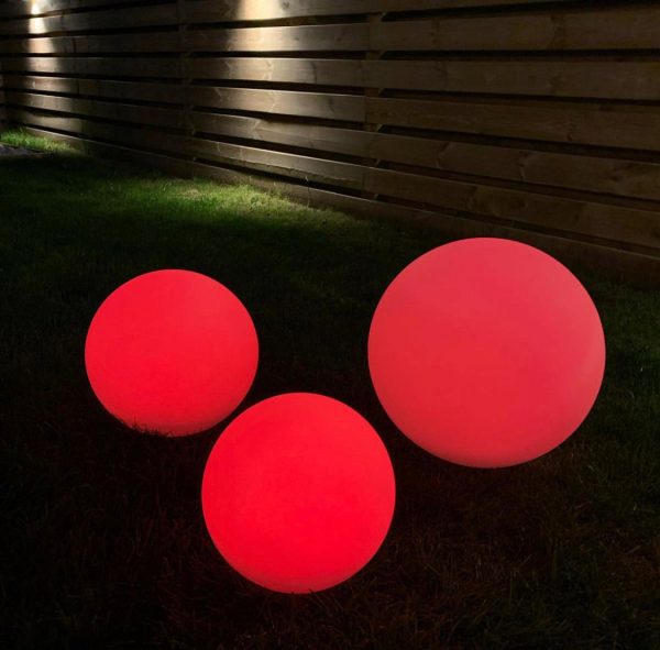 Noa LED kugler hvid-farvet Ø25-30-40cm 3stk.